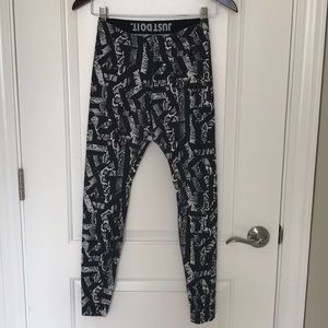 Nike leggings Size S